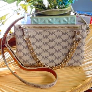 Michael kors waist wallet